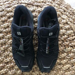 Salomon Speedcross 4 trail running shoes
